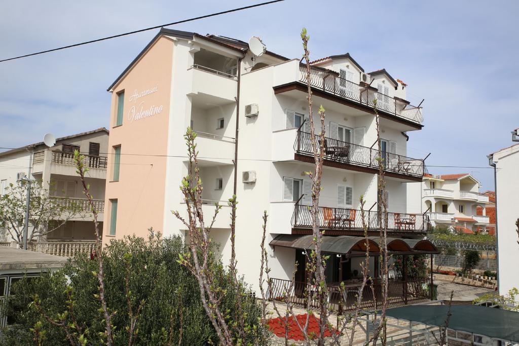 Apartments Valentino Vodice Exterior photo
