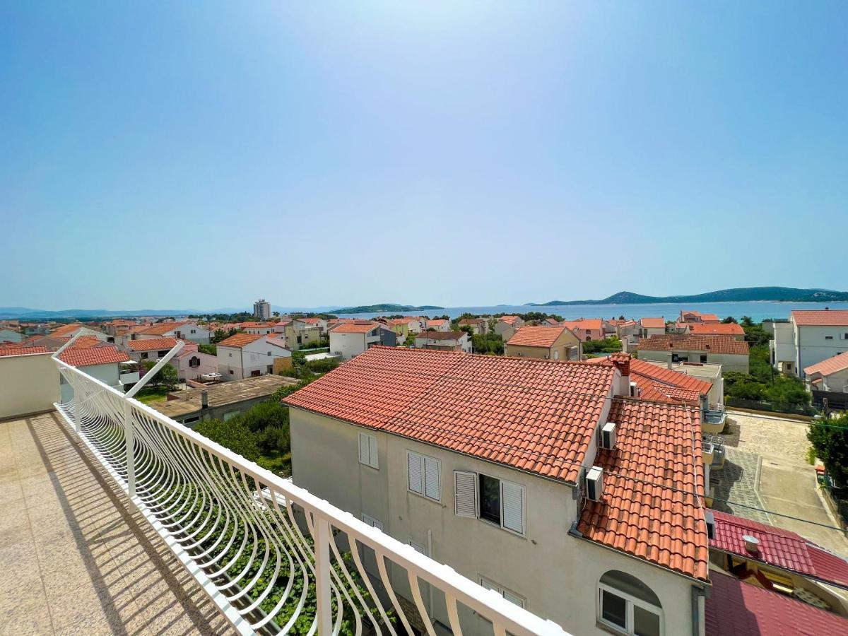 Apartments Valentino Vodice Exterior photo