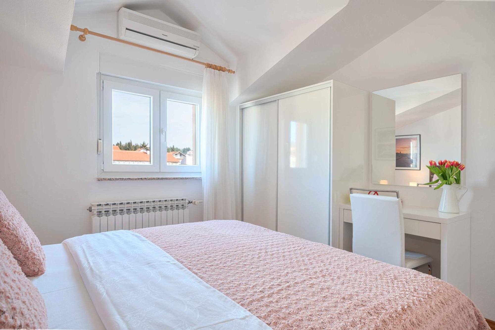 Apartments Valentino Vodice Exterior photo
