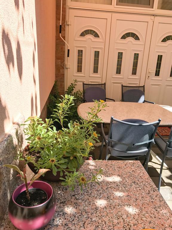 Apartments Valentino Vodice Exterior photo