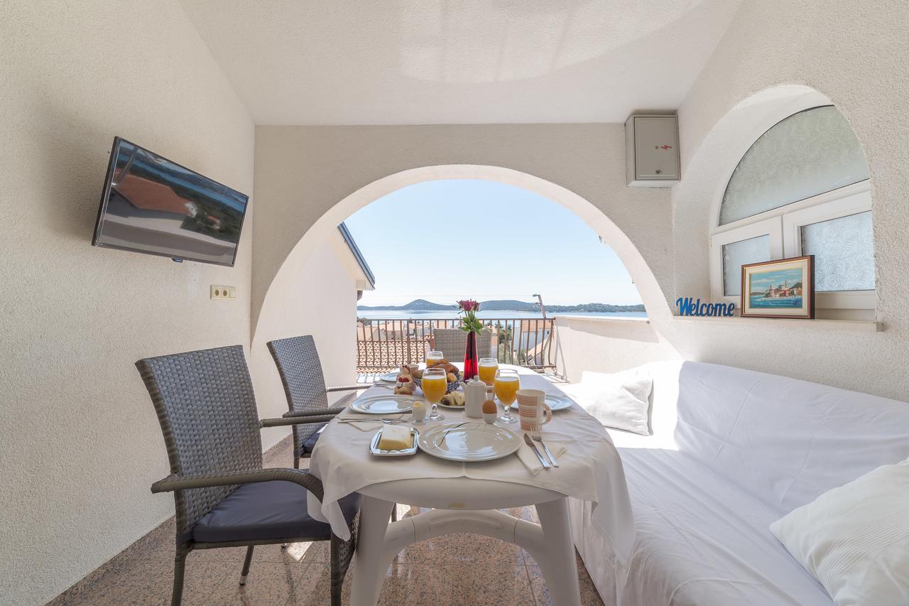 Apartments Valentino Vodice Exterior photo