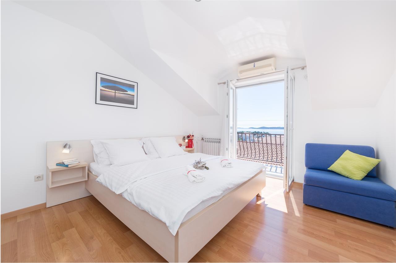 Apartments Valentino Vodice Exterior photo