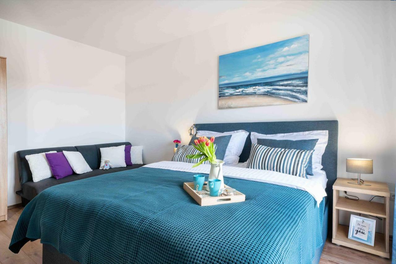 Apartments Valentino Vodice Exterior photo